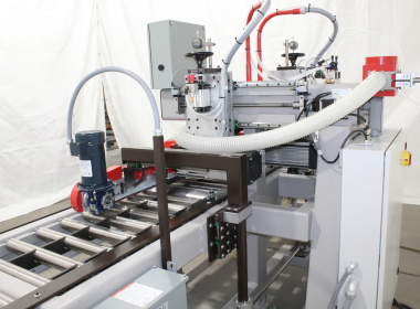 V Grooving Machine: SLG-2000 Fully Automatic V Groover for Cabinet Shops