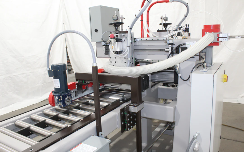 V Grooving Machine: SLG-2000 Fully Automatic V Groover for Cabinet Shops